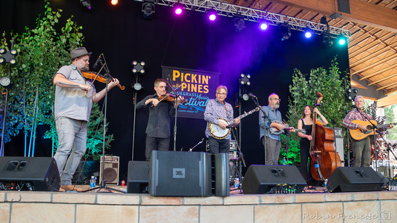 2023 Pickin' in the Pines